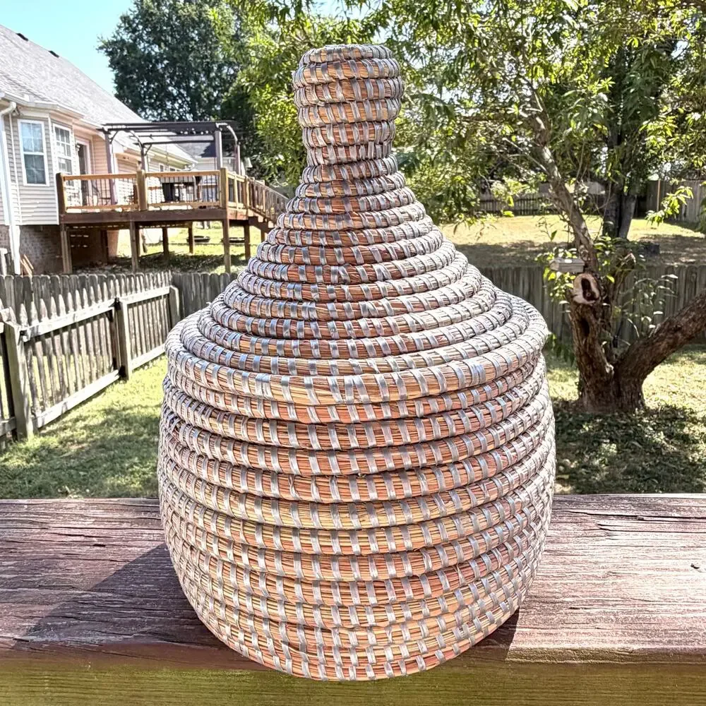 Vintage Style African Style Coiled Woven Basket w/ Lid Boho Decor Storage 10.5